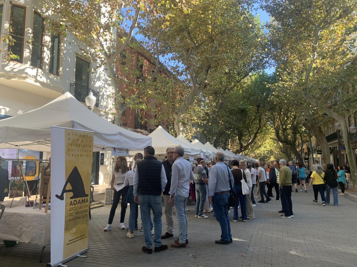 Dénia da voz a sus asociaciones, hoy celebra su día en la calle Campos