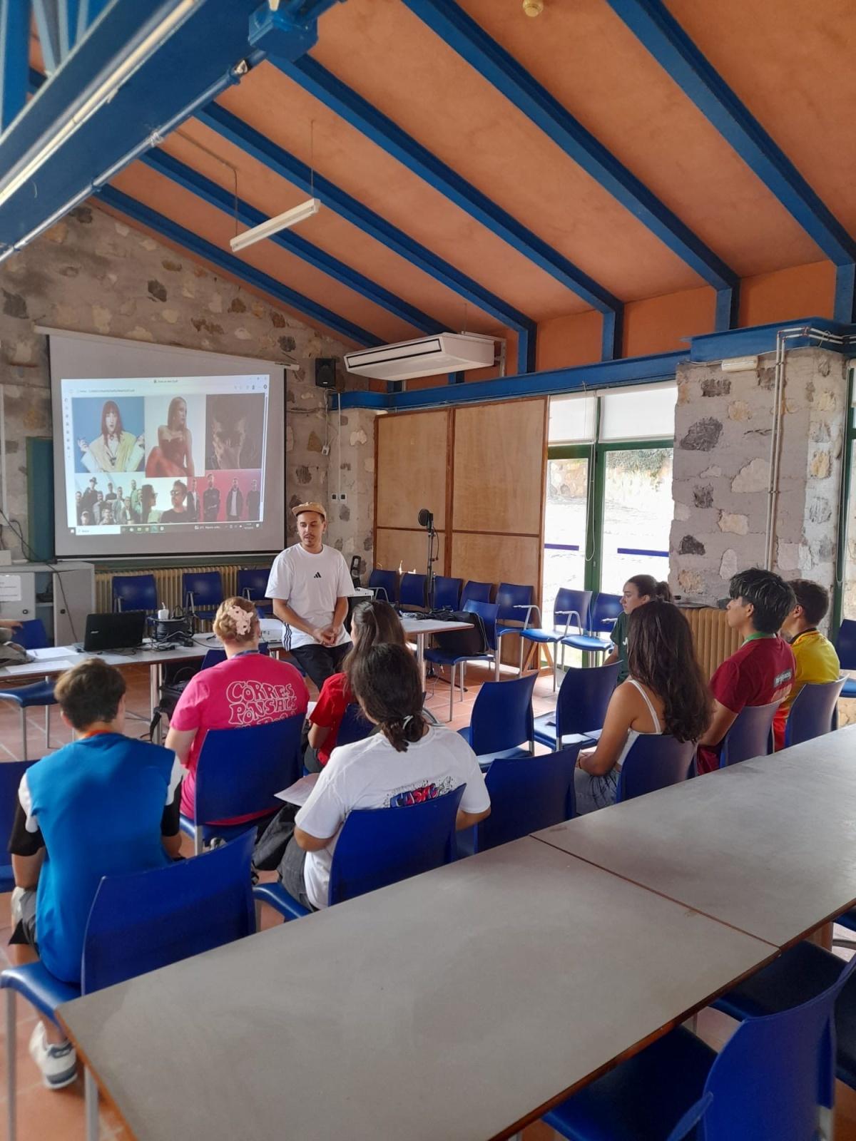 La música y la comunicación protagonizan el IV Encuentro de Corresponsales Juveniles de la Marina 