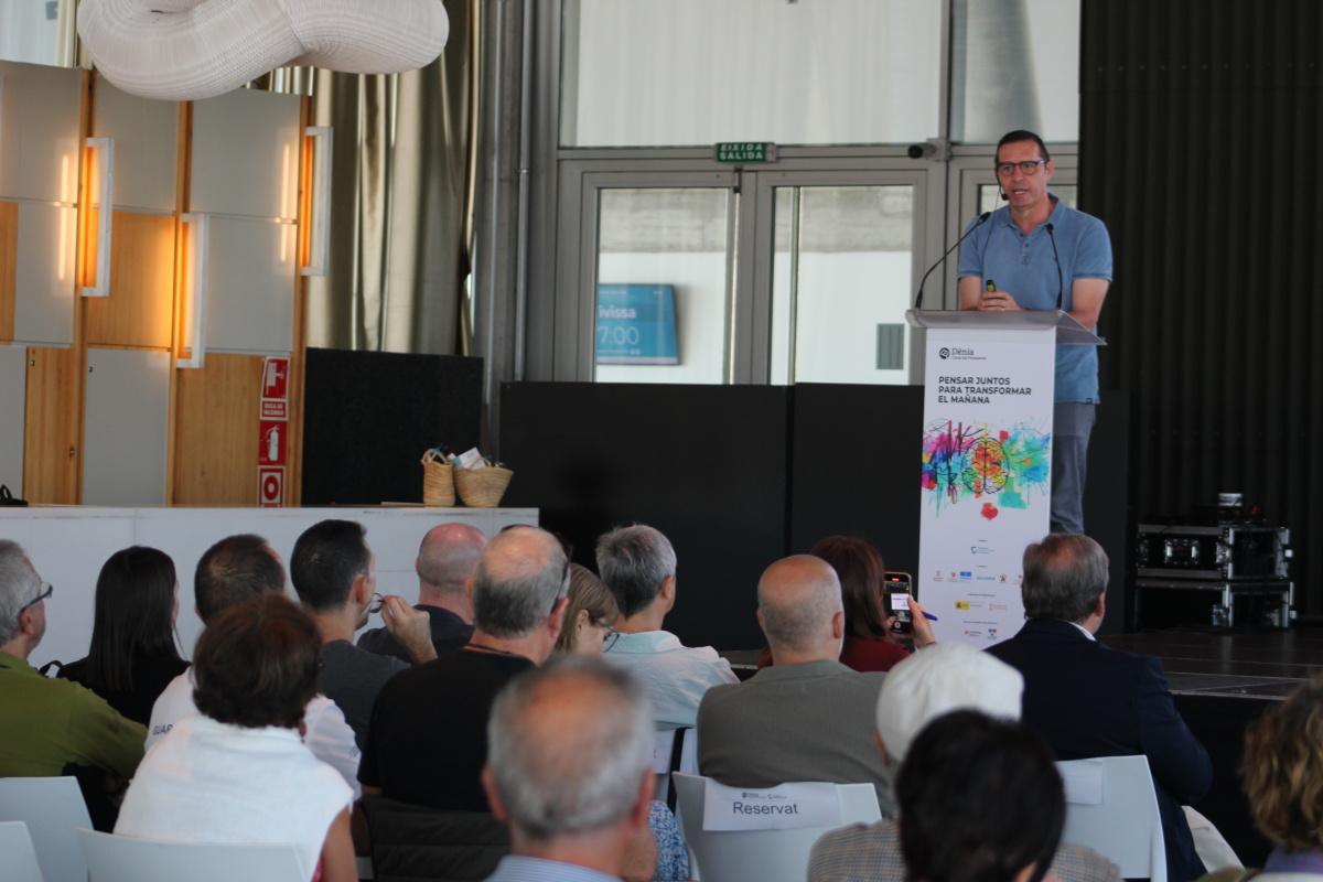 Dénia, Ciutat del Pensament aborda el cambio climático con expertos