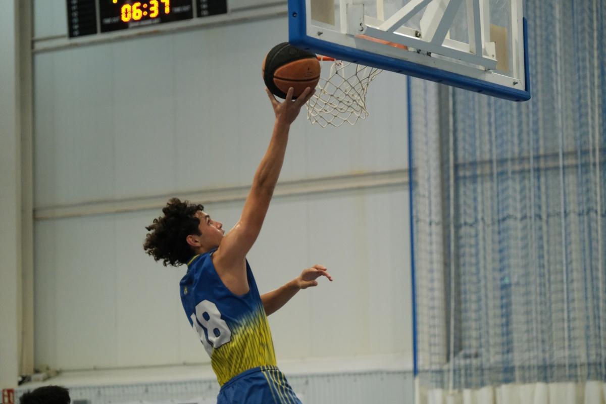 Buen arranque de liga de los equipos senior y junior de Dénia Bàsquet Buen arranque de liga de los equipos senior y junior de Dénia Bàsquet