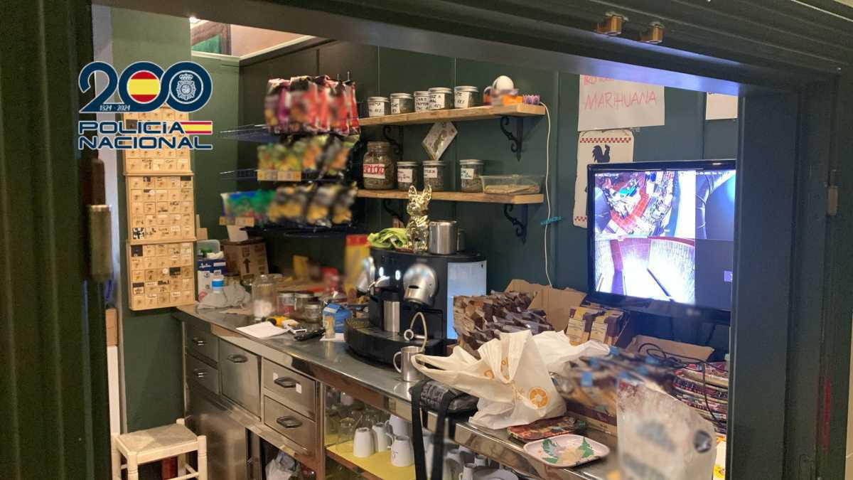 Desmantelada en Dénia una asociación cannábica que vendía droga al menudeo Desmantelada en Dénia una asociación cannábica que vendía droga al menudeo