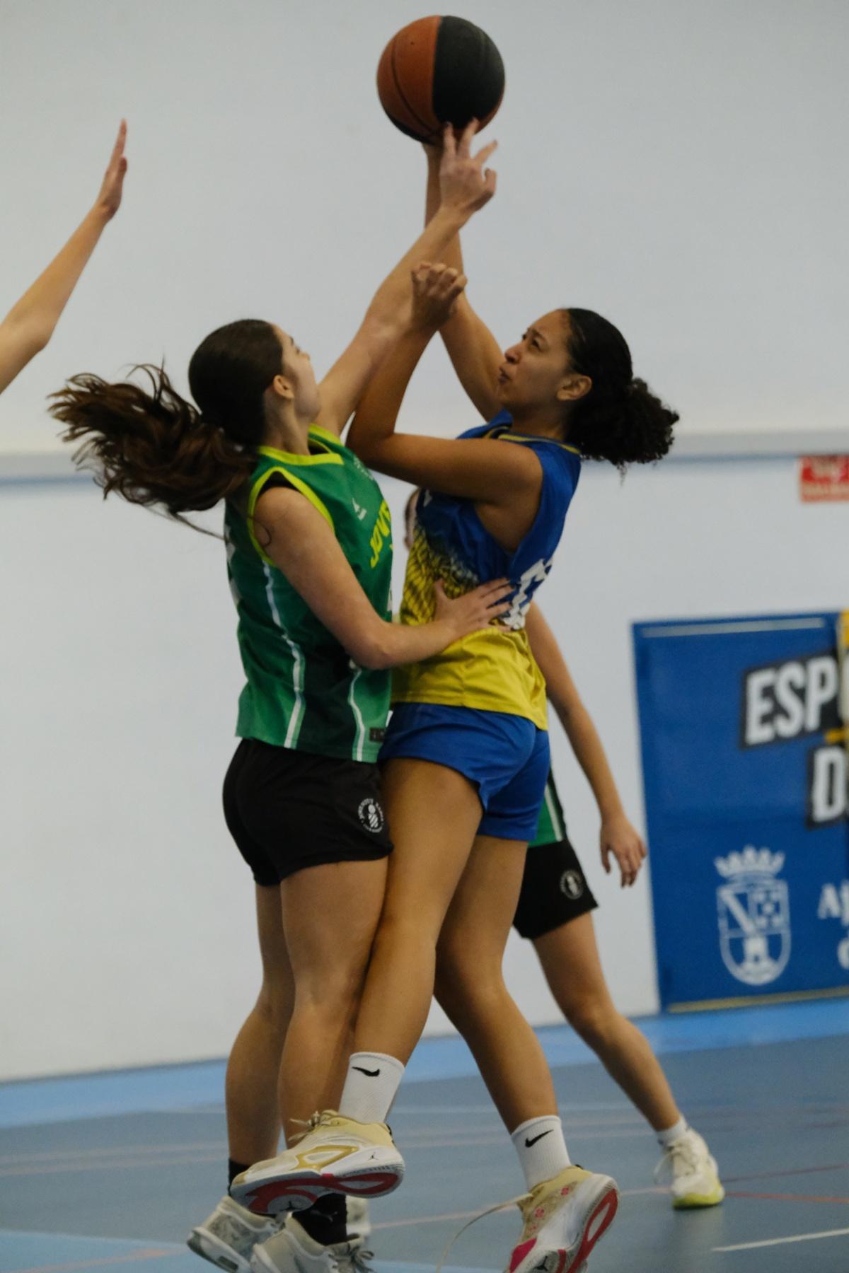 Dénia Bàsquet 1ª división cae en Calp mientras júniors y séniors 1ª zonal vencen 