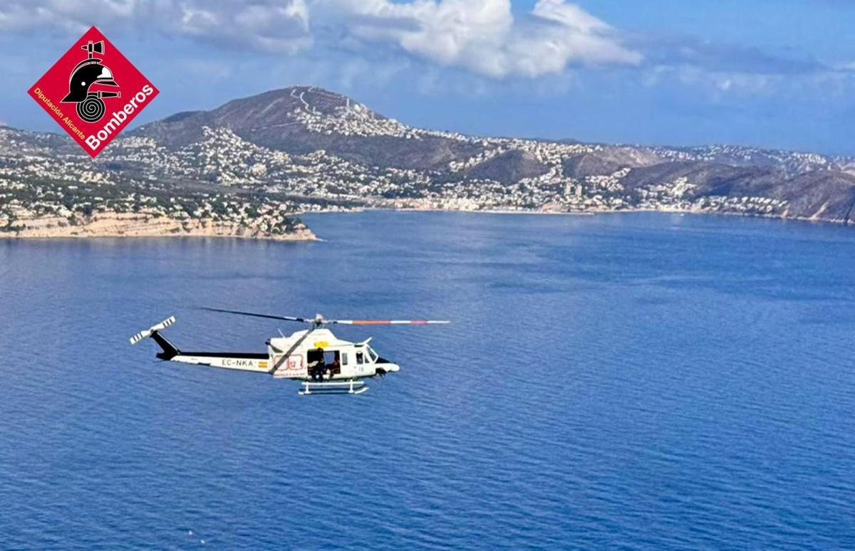 Rescatada una joven herida cerca de la cima del Peñón d’Ifach en Calp Rescatada una joven herida cerca de la cima del Peñón d’Ifach en Calp