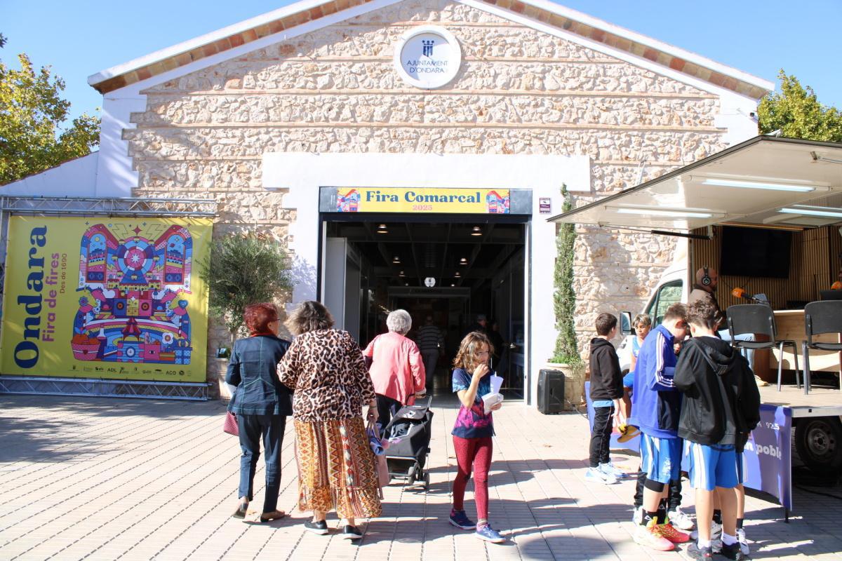 Nombroses personalitats donen la benvinguda a la Fira de Fires d'Ondara