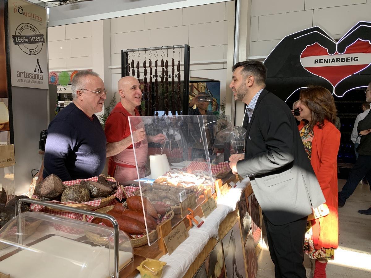 Nombroses personalitats donen la benvinguda a la Fira de Fires d'Ondara