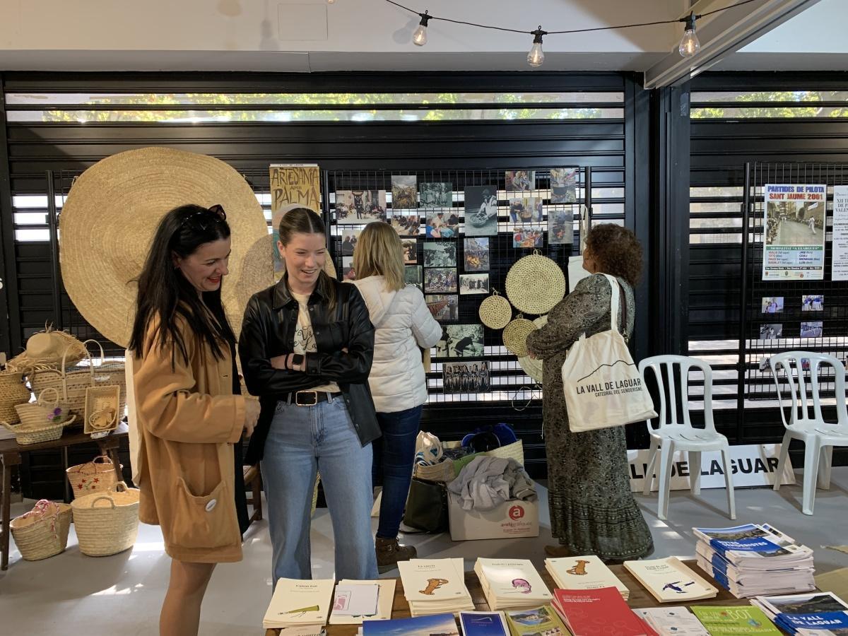 Nombroses personalitats donen la benvinguda a la Fira de Fires d'Ondara