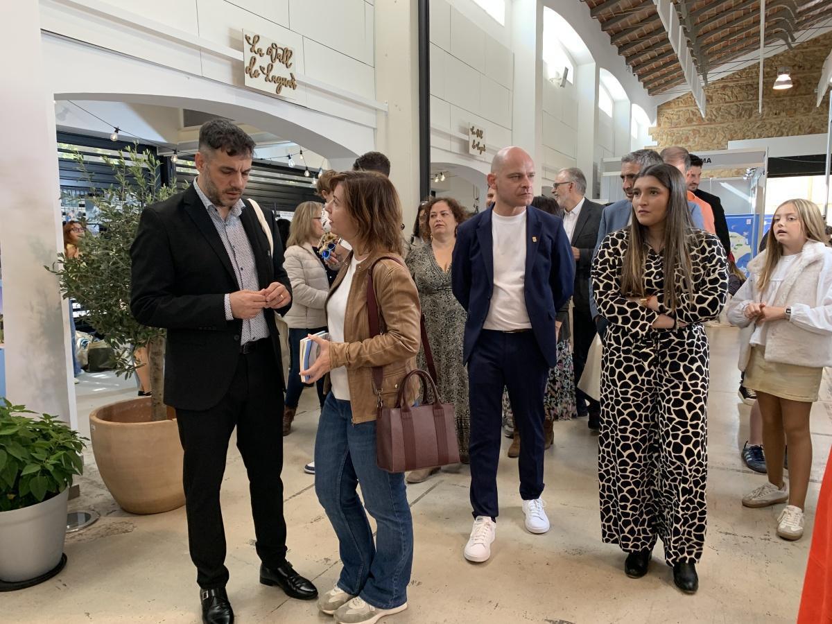 Nombroses personalitats donen la benvinguda a la Fira de Fires d'Ondara