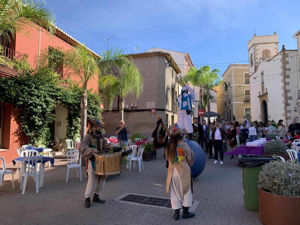 Els carrers d'Ondara plens de goig amb la Fira de Fires Els carrers d'Ondara plens de goig amb la Fira de Fires