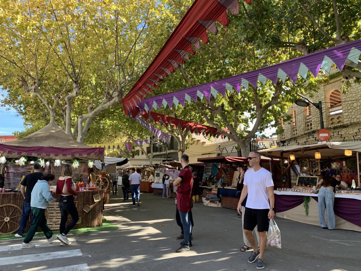 Els carrers d'Ondara plens de goig amb la Fira de Fires Els carrers d'Ondara plens de goig amb la Fira de Fires