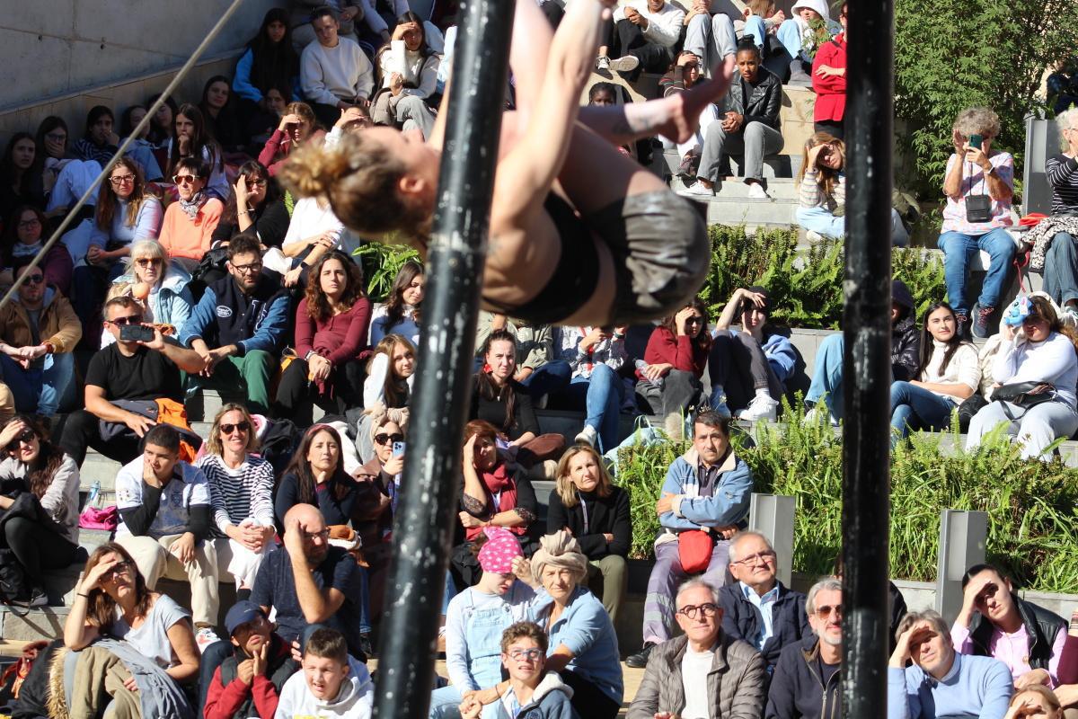 Dénia otorga la medalla de la Policía Local a la asociación de mujeres Matria Dénia otorga la medalla de la Policía Local a la asociación de mujeres Matria