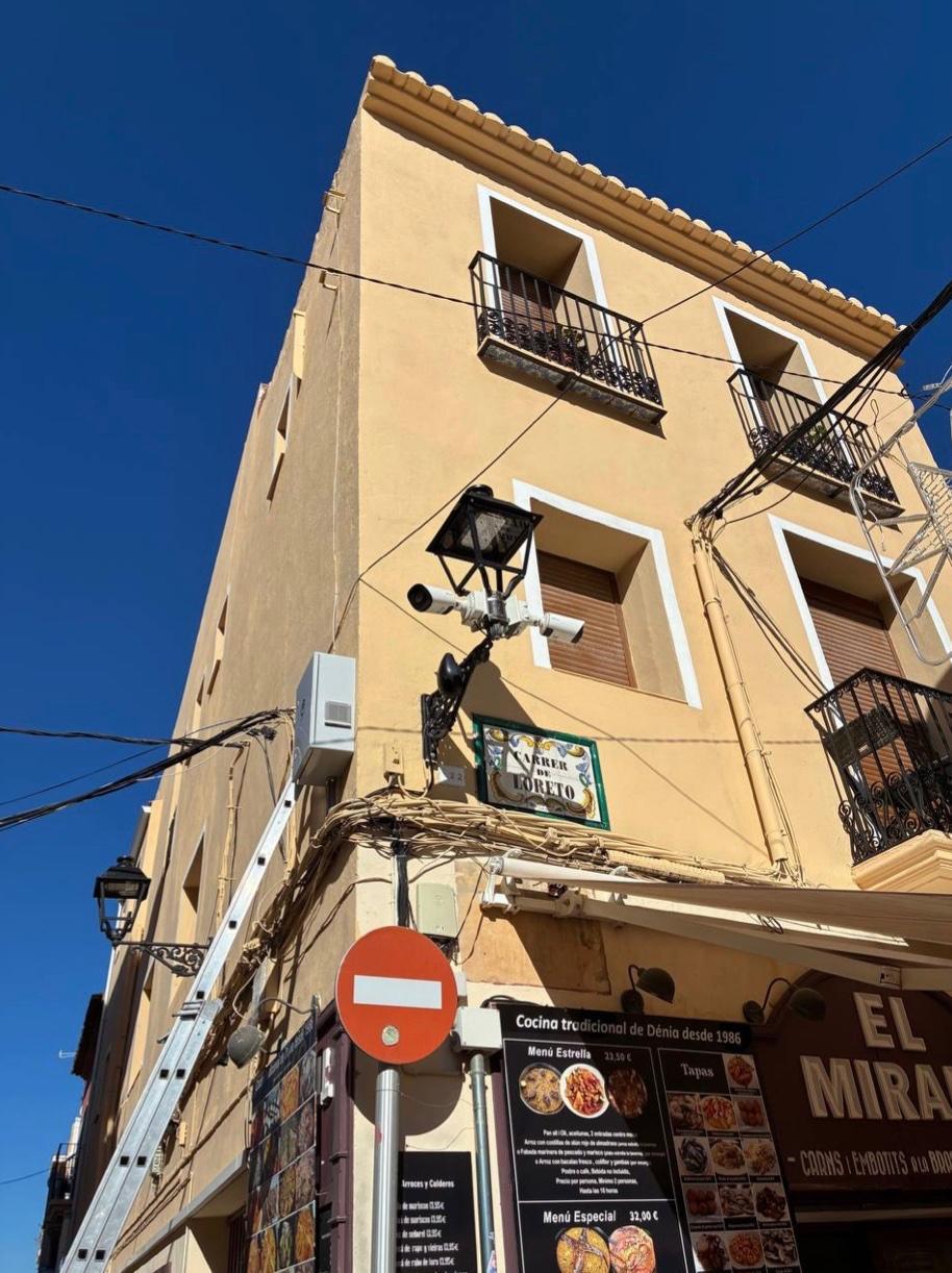 Dénia instala cámaras para mejorar la seguridad en el espacio público