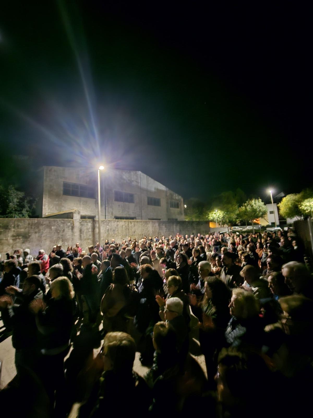 Movilización masiva en Gata: Más de un millar de personas exige unos servicios sociales públicos