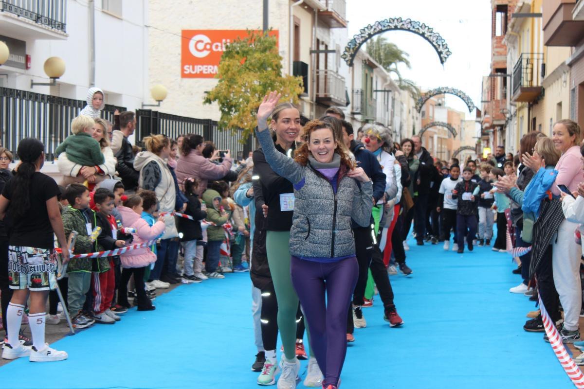 El colegio de Benitatxell reúne 2.500 € para Payasospital en su carrera solidaria 