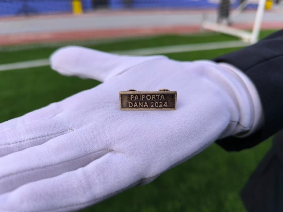 Ochenta agentes de la Policía Local de Dénia son reconocidos por Paiporta tras su labor en la DANA Ochenta agentes de la Policía Local de Dénia son reconocidos por Paiporta tras su labor en la DANA