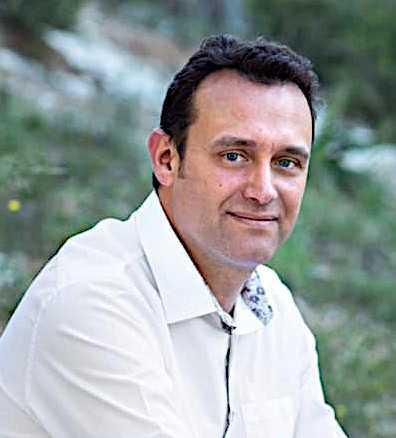 Dimisión del alcalde de Gata para facilitar el traspaso al PSOE, según el pacto firmado 