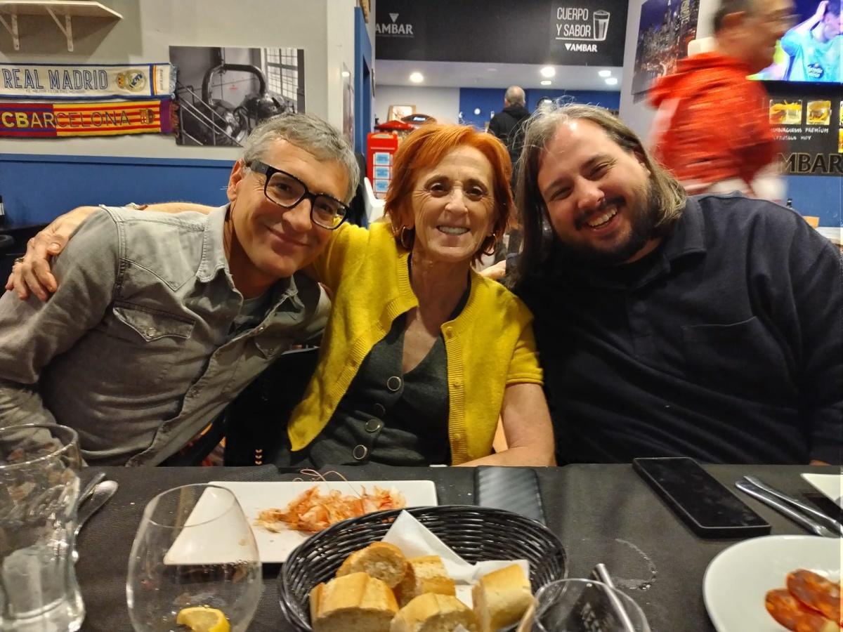 La prensa de la Marina Alta renueva cargos con el fotógrafo Tino Calvo y la locutora Míriam Pagán