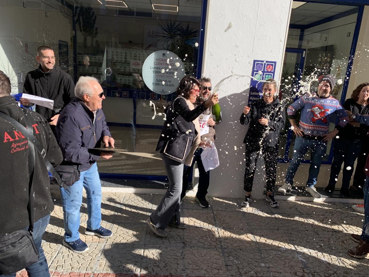 El 4º premio de la Lotería de Navidad reparte suerte en Moraira y Pedreguer