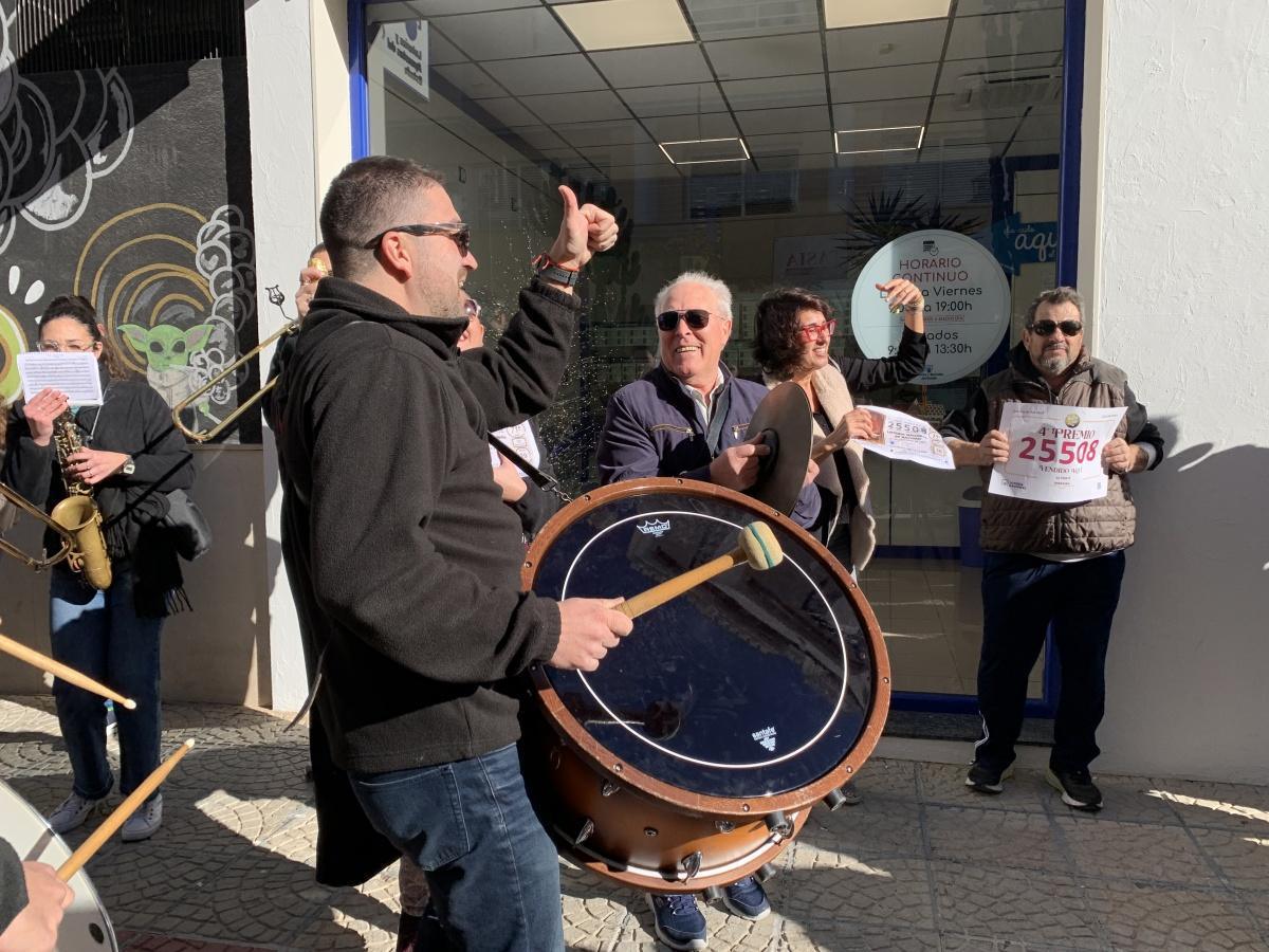 El 4º premio de la Lotería de Navidad reparte suerte en Moraira y Pedreguer El 4º premio de la Lotería de Navidad reparte suerte en Moraira y Pedreguer