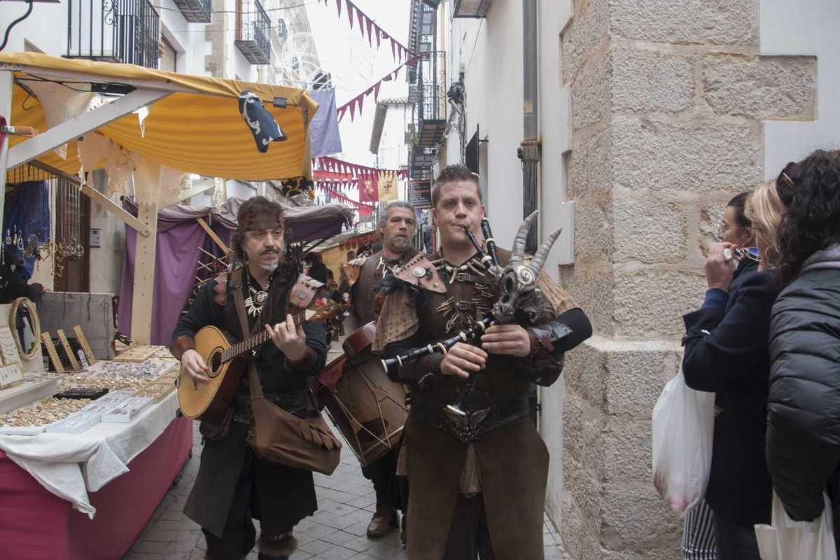 El centro histórico de Benissa viaja en el tiempo con la Feria Medieval