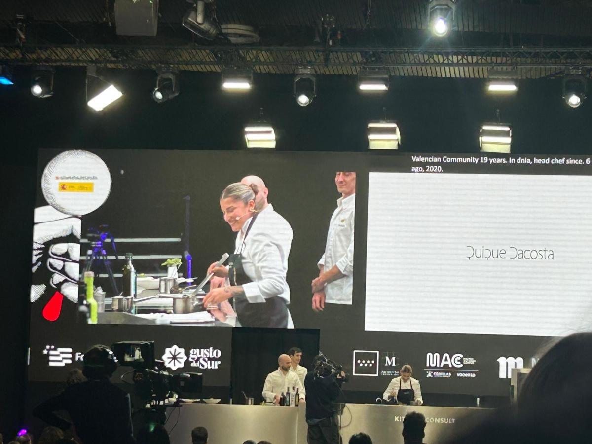 El restaurante El Poblet de València inicia una nueva etapa bajo el nombre de Flores Raras