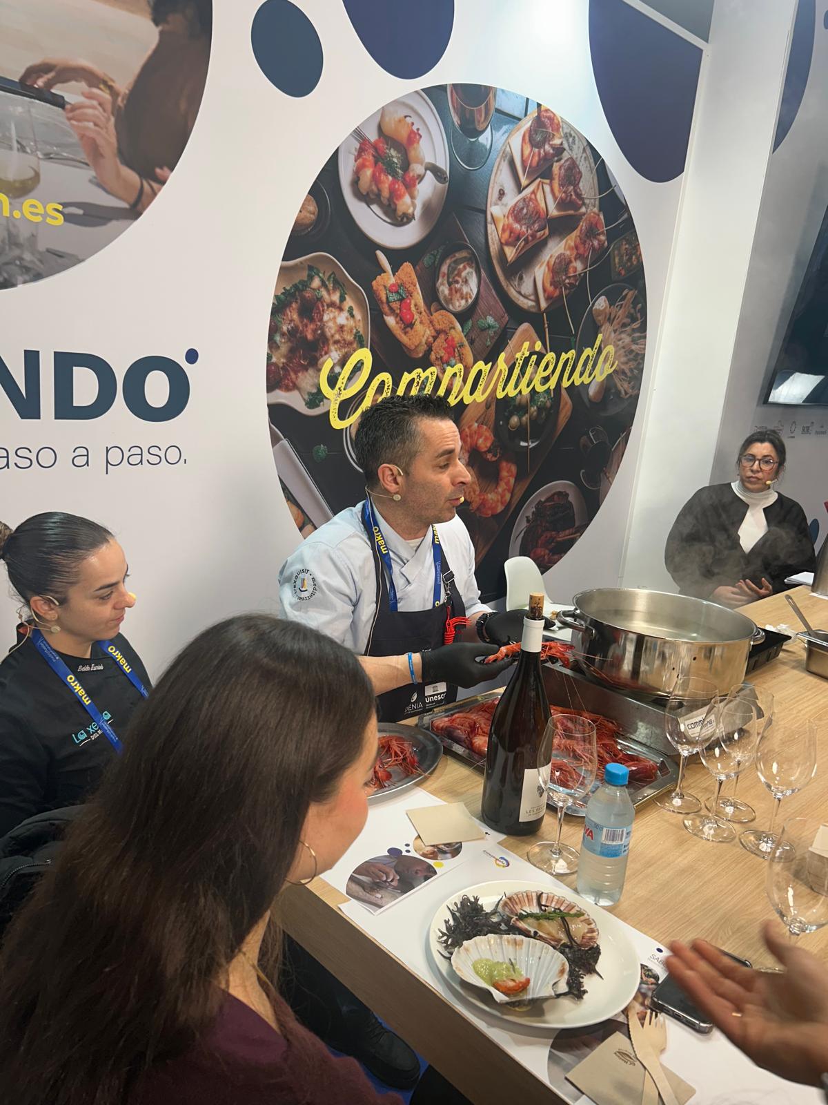 Madrid Fusion: La Xerna, Bodega Benjamín, Cidoncha o Les Freses copan la atención de los ministros Morant y Hereu Madrid Fusion: La Xerna, Bodega Benjamín, Cidoncha o Les Freses copan la atención de los ministros Morant y Hereu