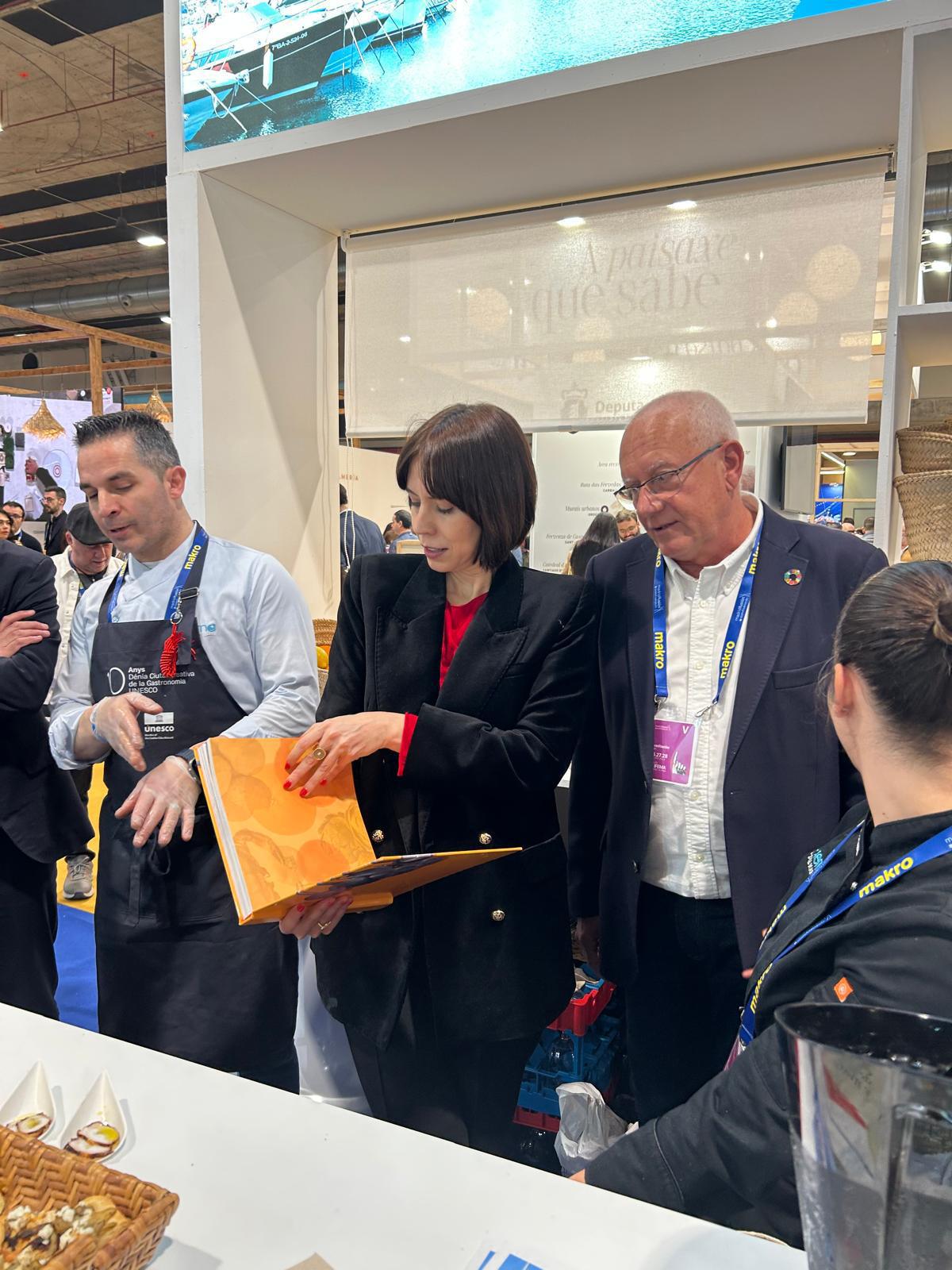 Madrid Fusion: La Xerna, Bodega Benjamín, Cidoncha o Les Freses copan la atención de los ministros Morant y Hereu