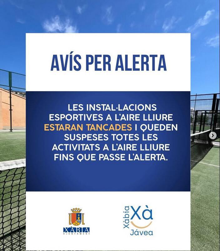 El viento de 90 km/h registra numerosos accidentes en la Marina Alta en plena alerta naranja El viento de 90 km/h registra numerosos accidentes en la Marina Alta en plena alerta naranja