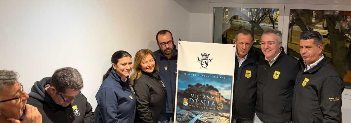 Los Moros y Cristianos de Dénia presentan su cartel y programación Los Moros y Cristianos de Dénia presentan su cartel y programación