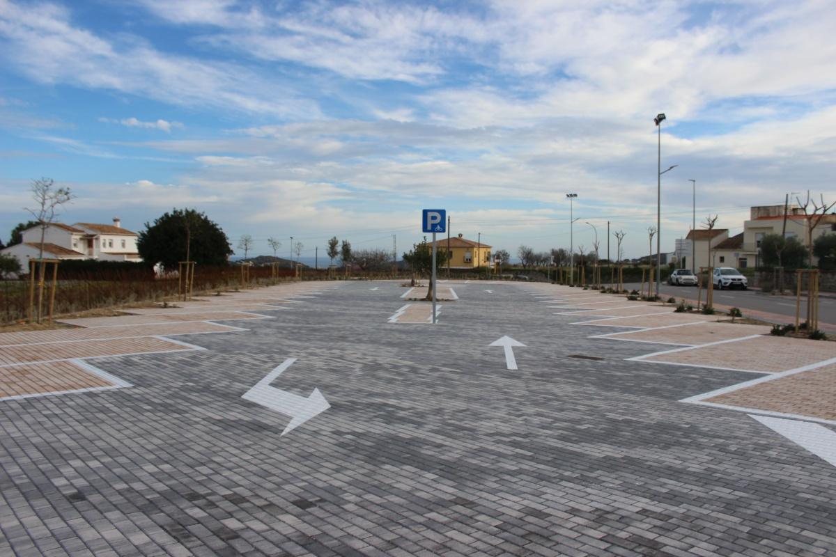 Benitatxell inaugura el nuevo parking El Mirador, con vistas a viñedos, montañas y el mar
