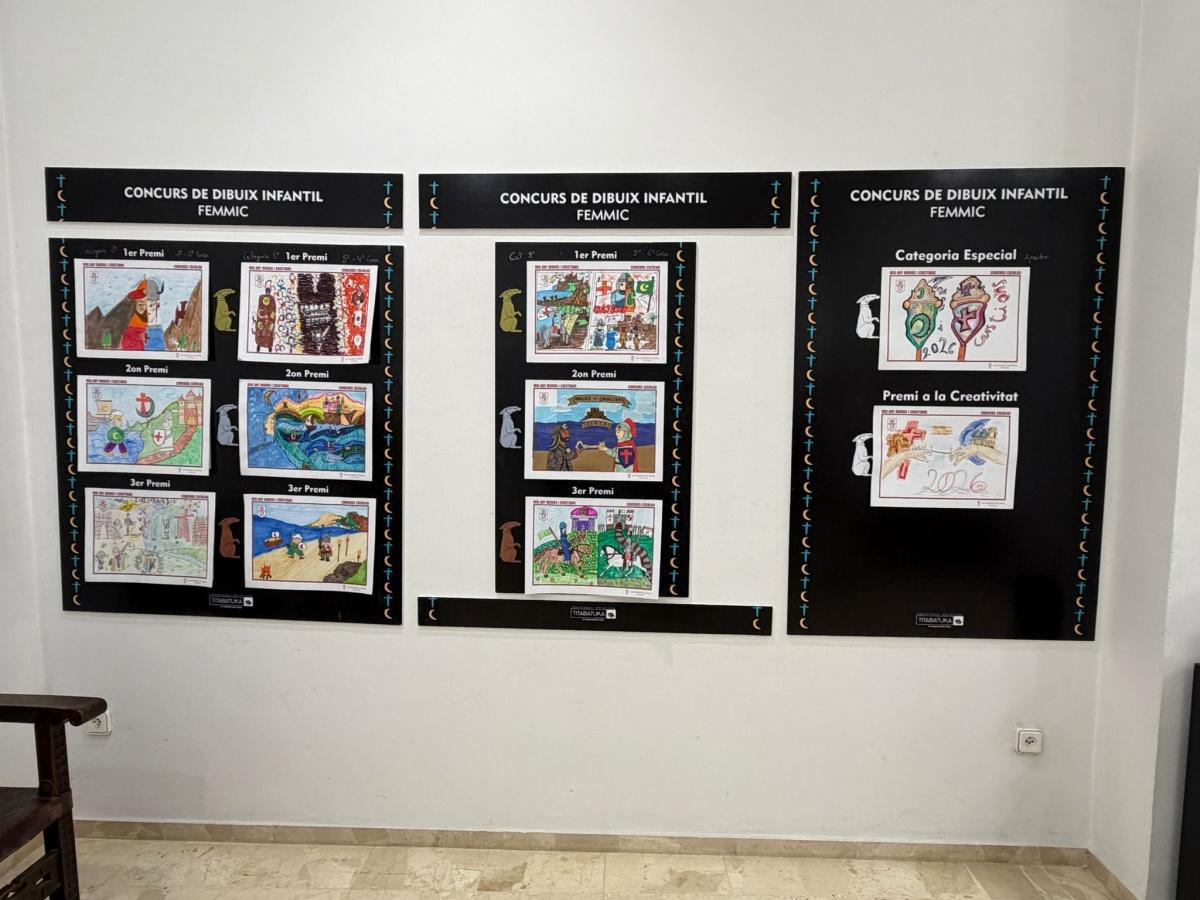 Inaugurada la exposición del Concurso de Dibujo de Mig Any de Moros y Cristianos de Dénia Inaugurada la exposición del Concurso de Dibujo de Mig Any de Moros y Cristianos de Dénia
