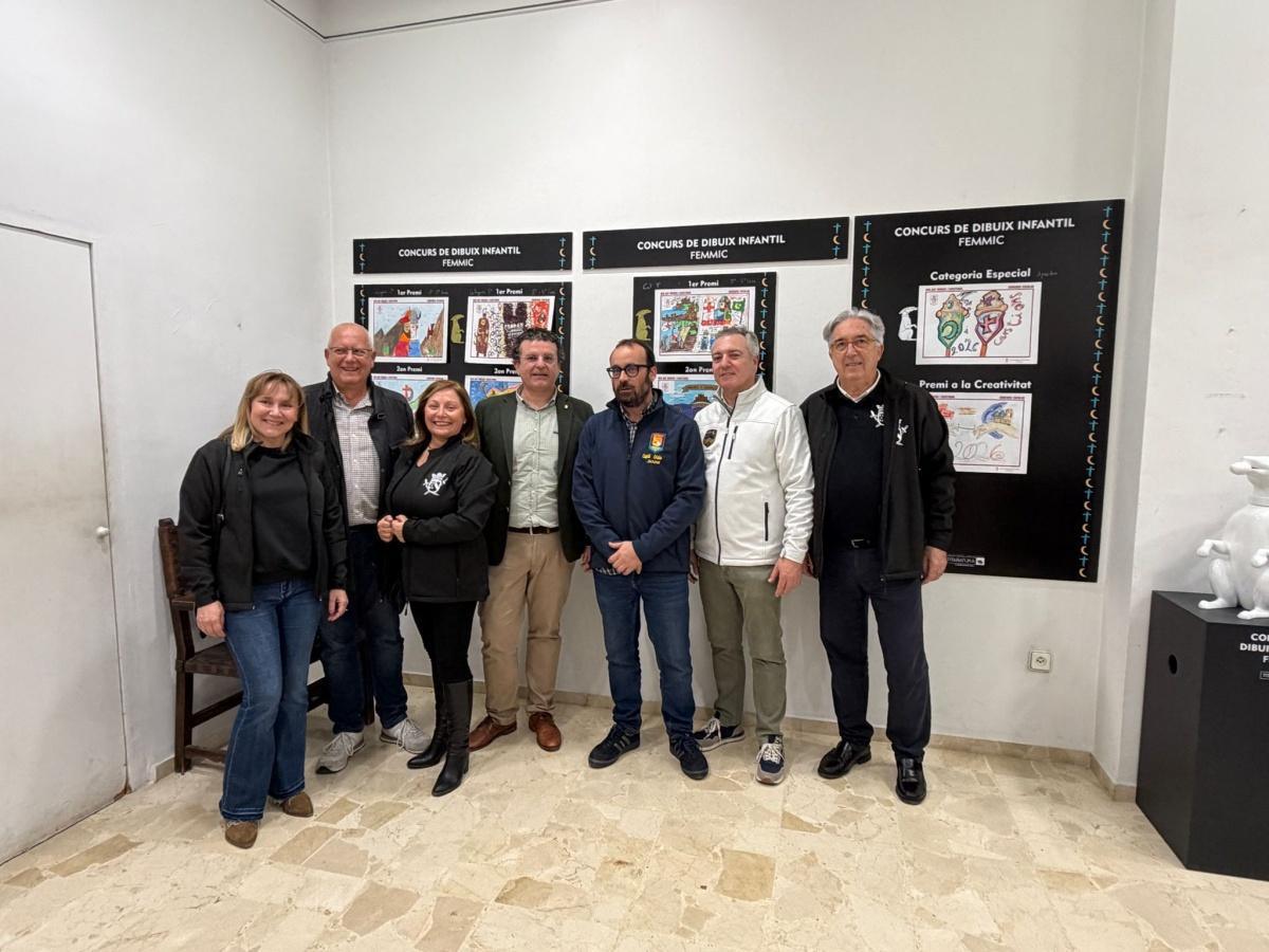 Inaugurada la exposición del Concurso de Dibujo de Mig Any de Moros y Cristianos de Dénia Inaugurada la exposición del Concurso de Dibujo de Mig Any de Moros y Cristianos de Dénia