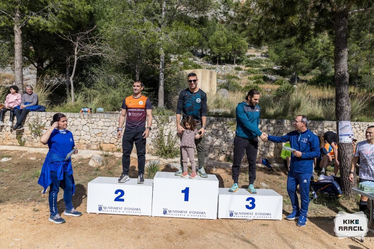 Ondara celebra amb èxit la XVI edició del Gegant de Pedra a la Serra de Segària