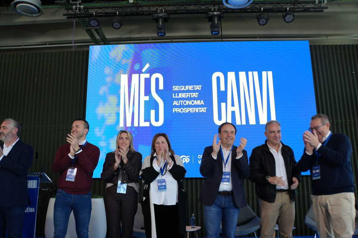 Pérez Llorca en Dénia: "Somos el partido que piensa en las personas y no mantenerse en el poder para estar bien como hace el PSOE" Pérez Llorca en Dénia: "Somos el partido que piensa en las personas y no mantenerse en el poder para estar bien como hace el PSOE"