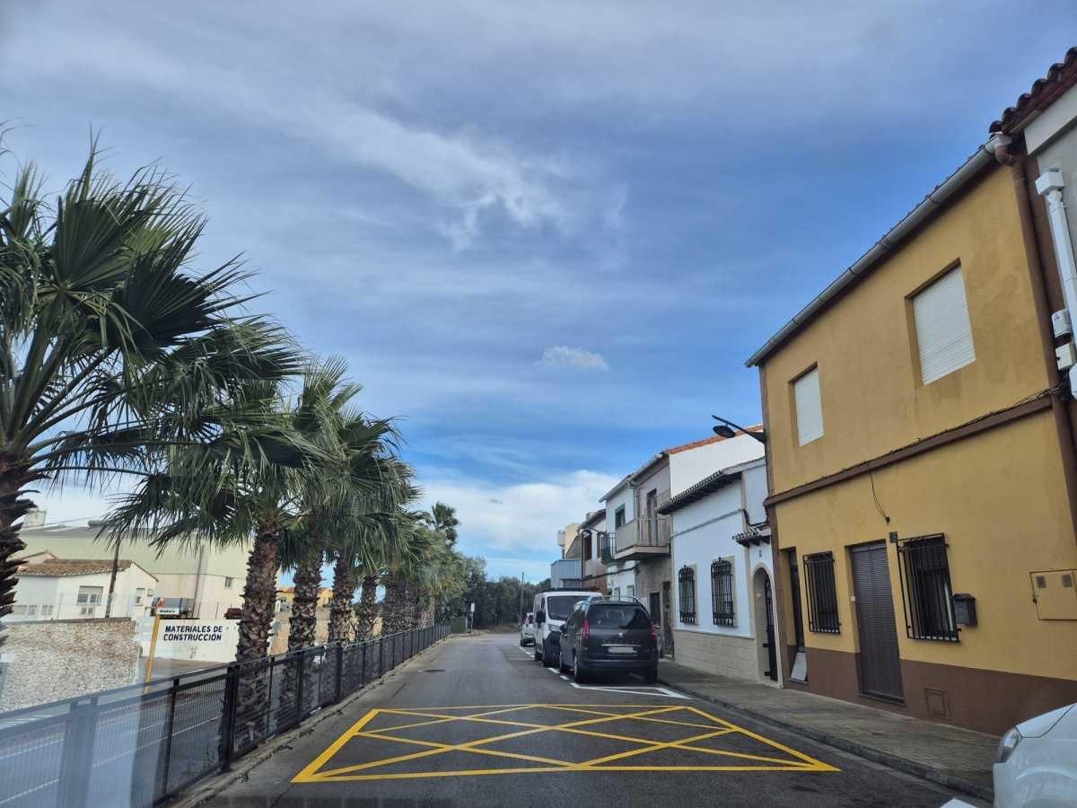 Ondara renova el parc de Caixa d’Estalvis i anuncia un nou espai infantil en Tossals Ondara renova el parc de Caixa d’Estalvis i anuncia un nou espai infantil en Tossals