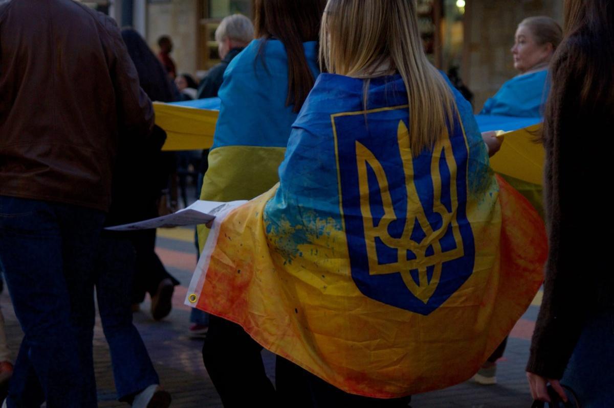Marcha en Dénia por el futuro de los niños en Ucrania en el cuarto aniversario de la invasión rusa Marcha en Dénia por el futuro de los niños en Ucrania en el cuarto aniversario de la invasión rusa