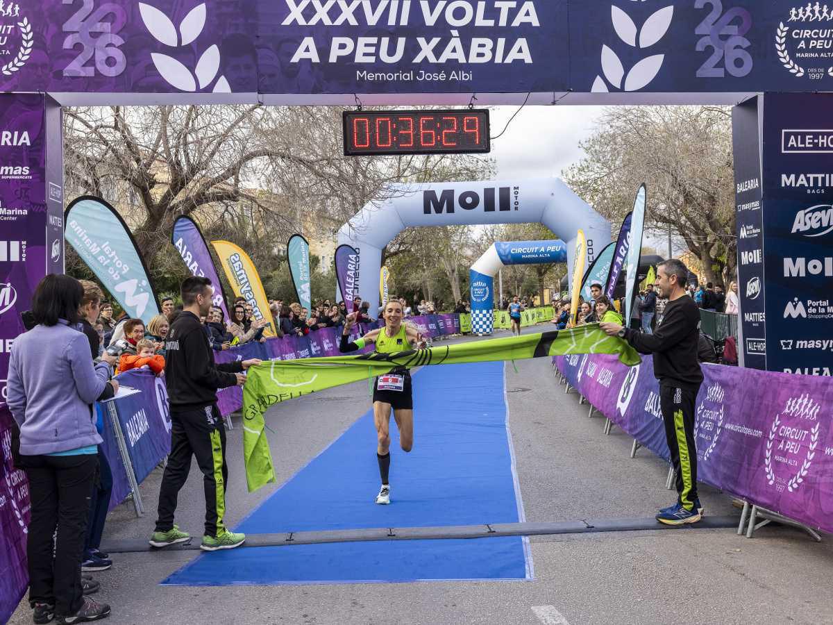 Xàbia late al ritmo del 10K con triunfos de Francisco López y María Isabel Ferrer