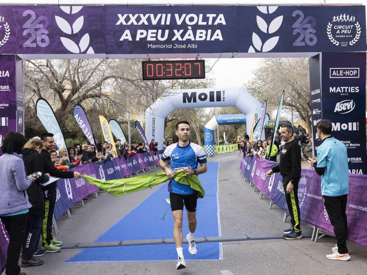 Xàbia late al ritmo del 10K con triunfos de Francisco López y María Isabel Ferrer Xàbia late al ritmo del 10K con triunfos de Francisco López y María Isabel Ferrer