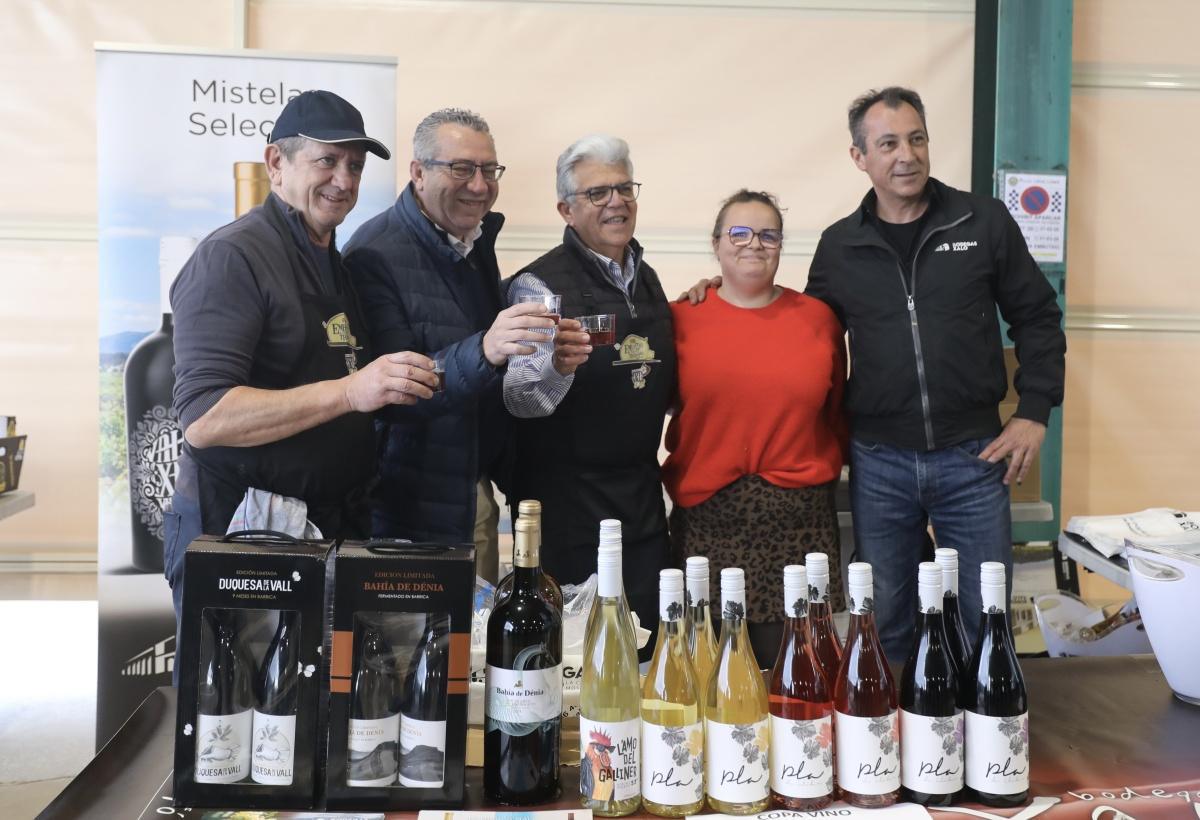 El presidente de la Diputación se convierte en Torraor d'Honor de la XIV Feria del Embutido de la Vall de Pop