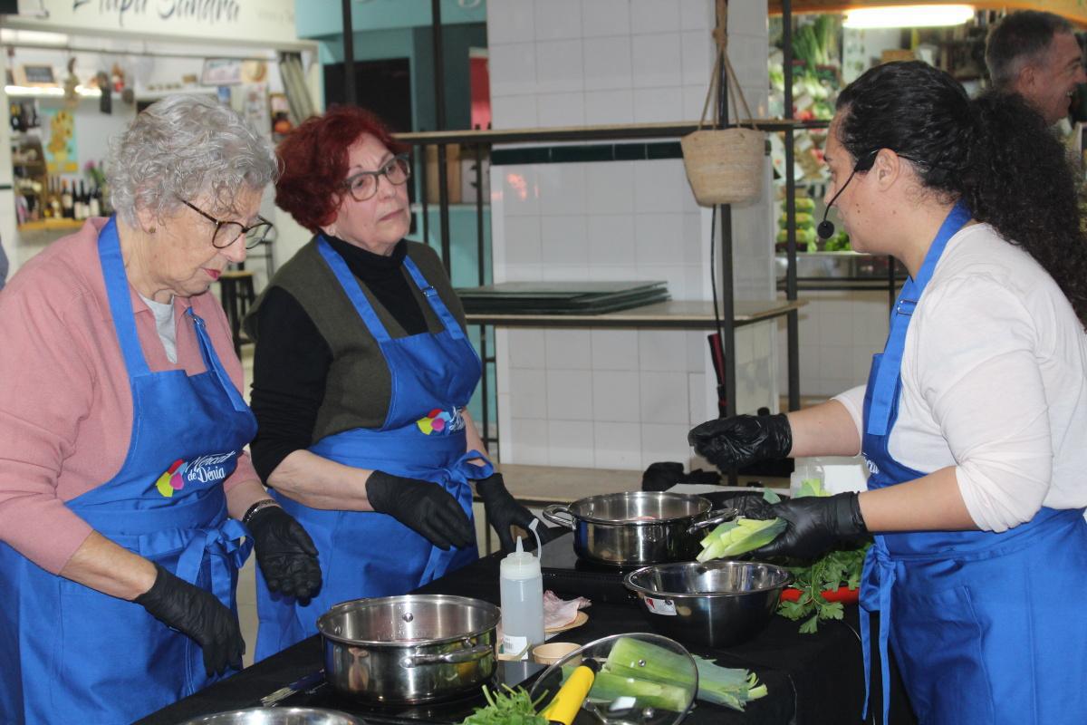 El Mercat Municipal de Dénia celebra el Día de la Mujer con showcookings protagonizados por mujeres El Mercat Municipal de Dénia celebra el Día de la Mujer con showcookings protagonizados por mujeres