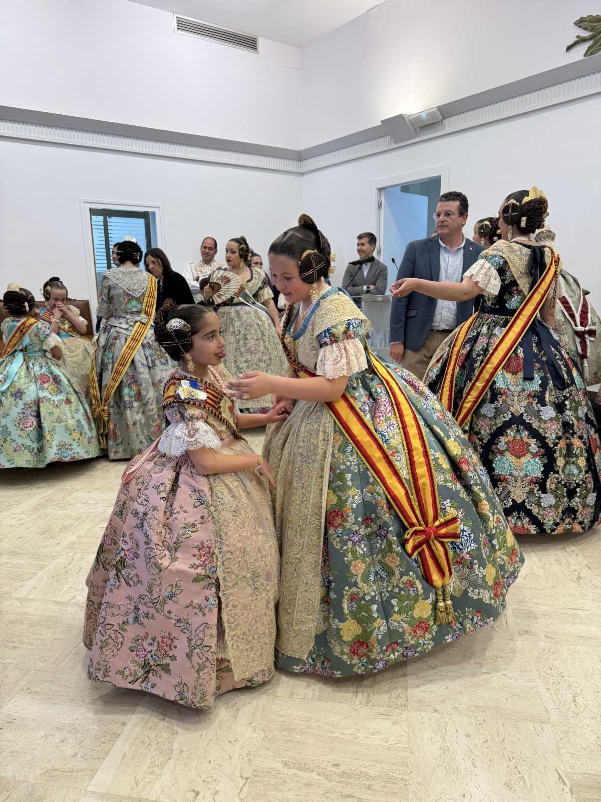 Diana y Baix la Mar se llevan los primeros premios de las Fallas Infantiles de Dénia Diana y Baix la Mar se llevan los primeros premios de las Fallas Infantiles de Dénia