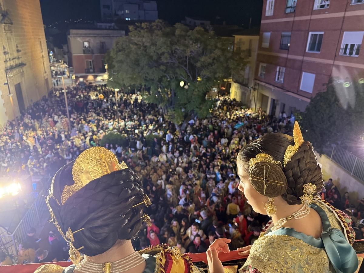Centro y Port Rotes se llevan el oro fallero de Dénia