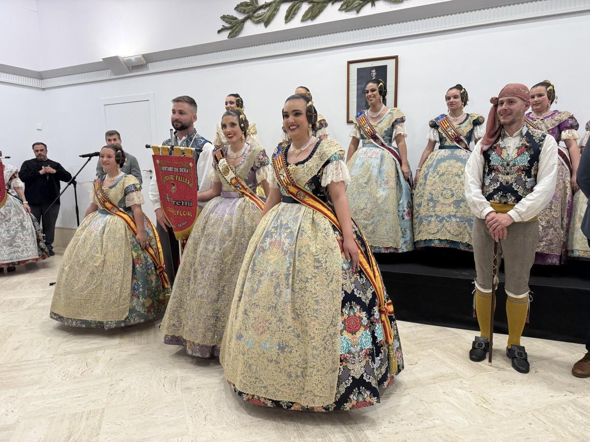 Centro y Port Rotes se llevan el oro fallero de Dénia