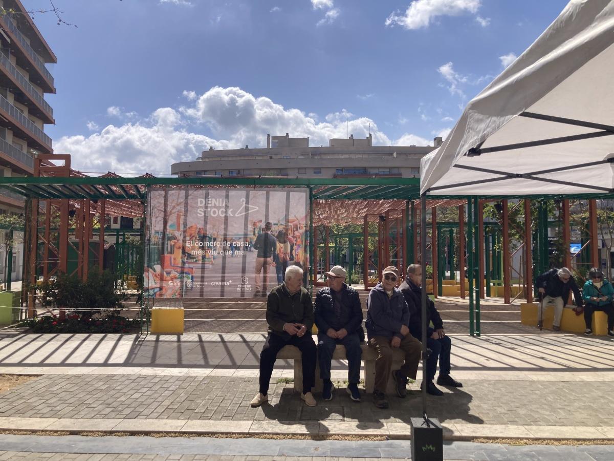 Dénia Stock transforma els carrers en un aparador a l’aire lliure Dénia Stock transforma els carrers en un aparador a l’aire lliure