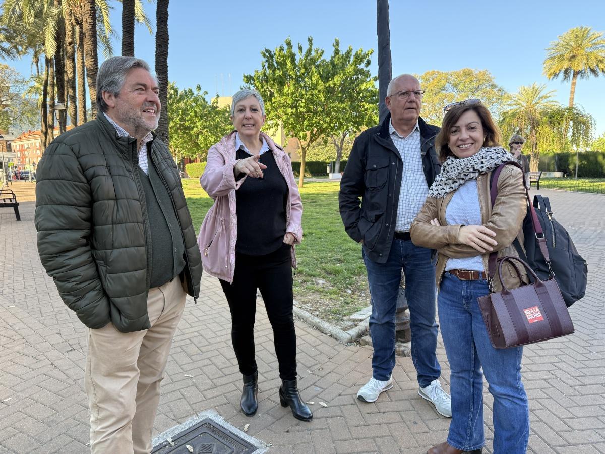 Casi un millar de personas se manifiestan por la Educación Pública en Dénia: más recursos y mejores condiciones