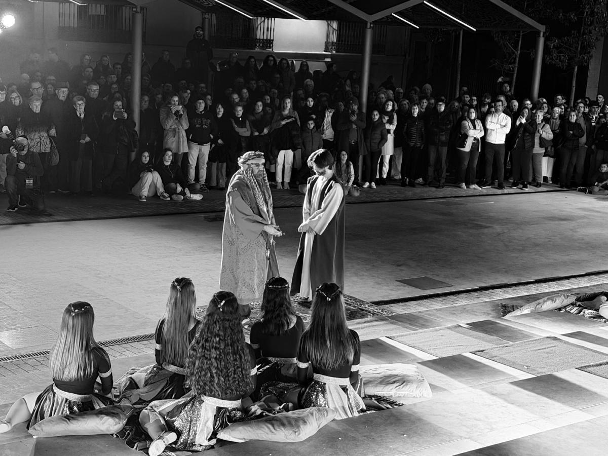 Més d’un miler de persones viuen a Ondara una espectacular representació de La Passió consolidada com a atractiu cultural i turístic