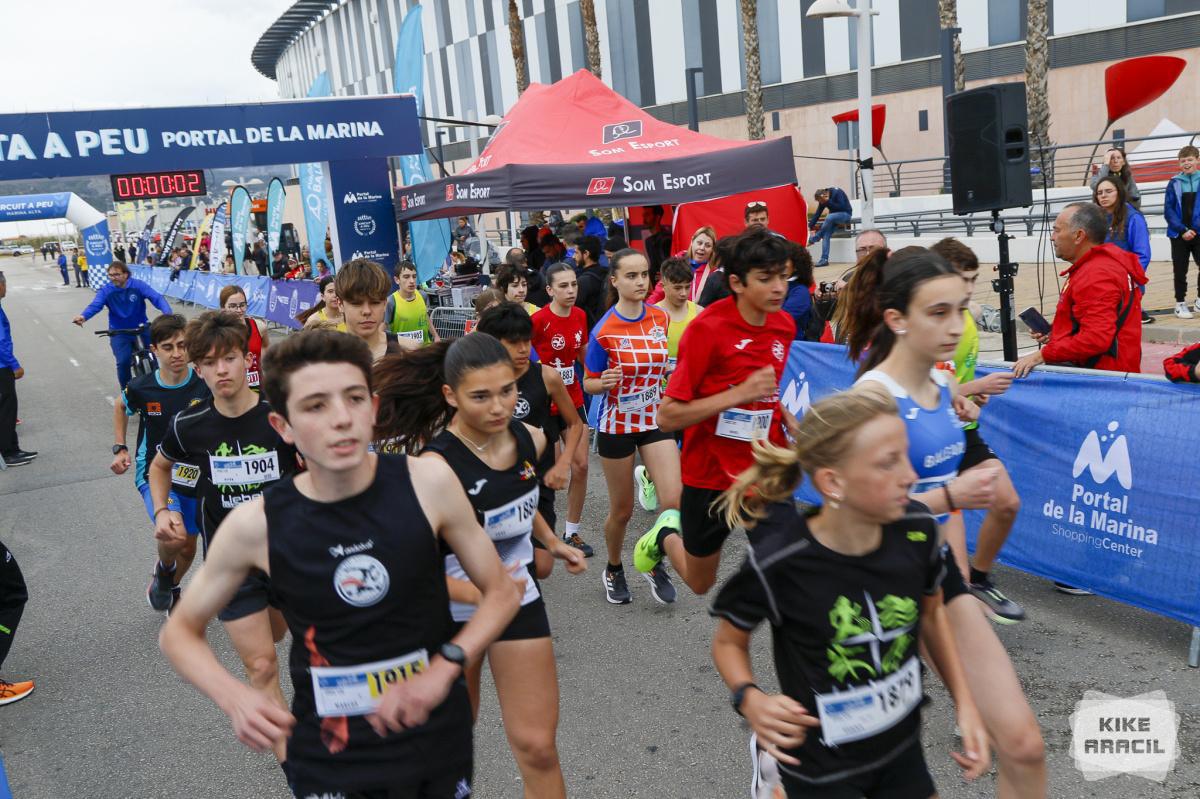 La III Volta a Peu Portal de la Marina convierte el deporte en un acto solidario La III Volta a Peu Portal de la Marina convierte el deporte en un acto solidario