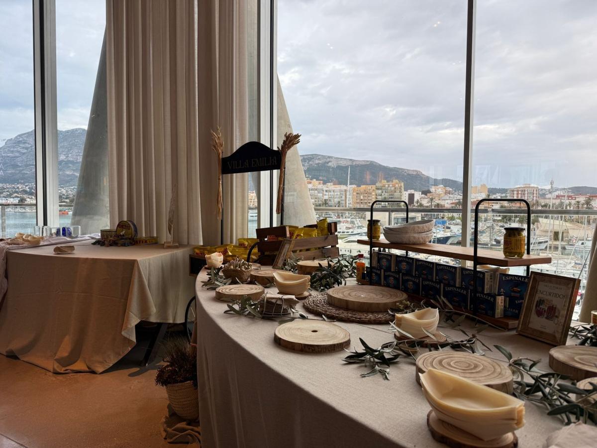 Los versos que conquistan: Jacob Lorenzo y Magda Añon, premios de Poesía Adolfo Utor