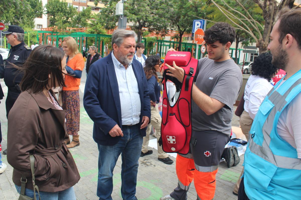 La Feria del Estudiantado toma el centro de Dénia y convierte sus calles en un escaparate de futuro La Feria del Estudiantado toma el centro de Dénia y convierte sus calles en un escaparate de futuro