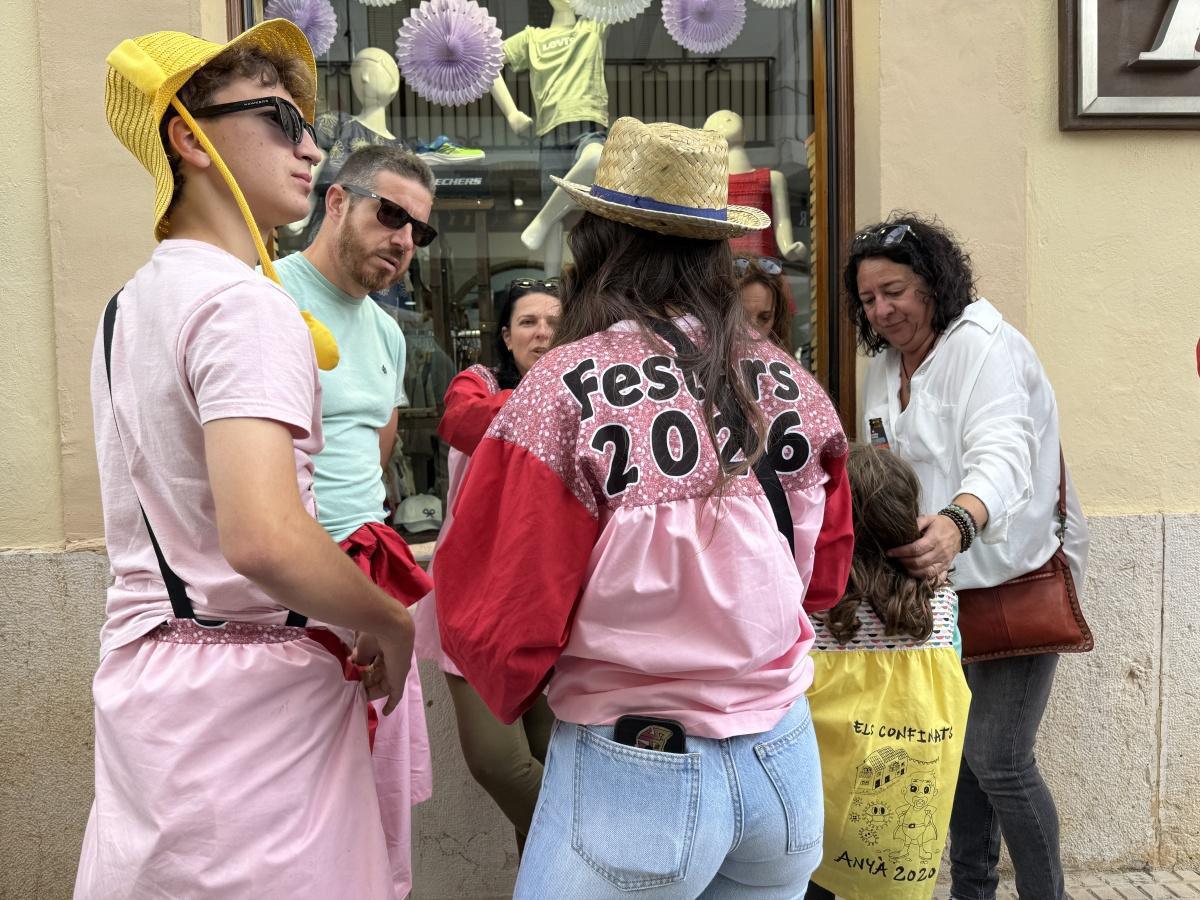 Benissa s’aboca al carrer en un multitudinari Dia de les Paelles de la Puríssima Xiqueta