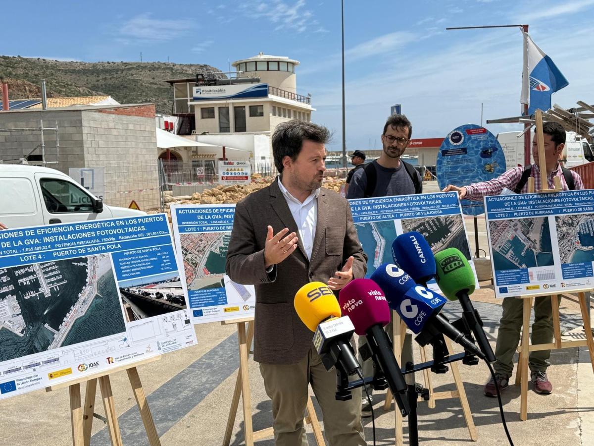 Generalitat refuerza la sostenibilidad del puerto de Xàbia con inversiones energéticas y saneamiento Generalitat refuerza la sostenibilidad del puerto de Xàbia con inversiones energéticas y saneamiento